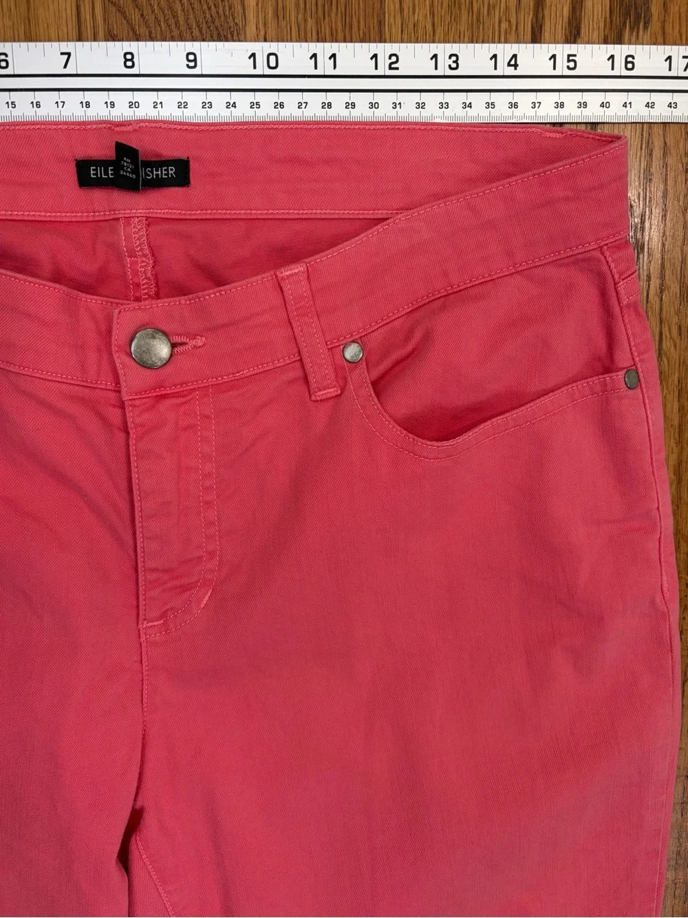 Eileen Fisher Coral-Pink Jeans (10) - Picture 4 of 9